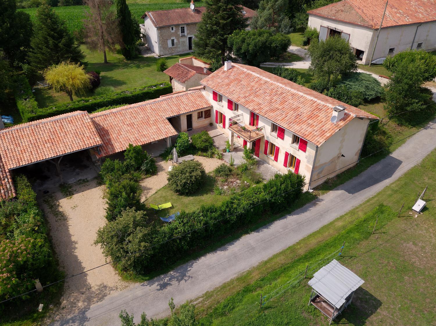 Maison Charentaise Les Essards  المظهر الخارجي الصورة